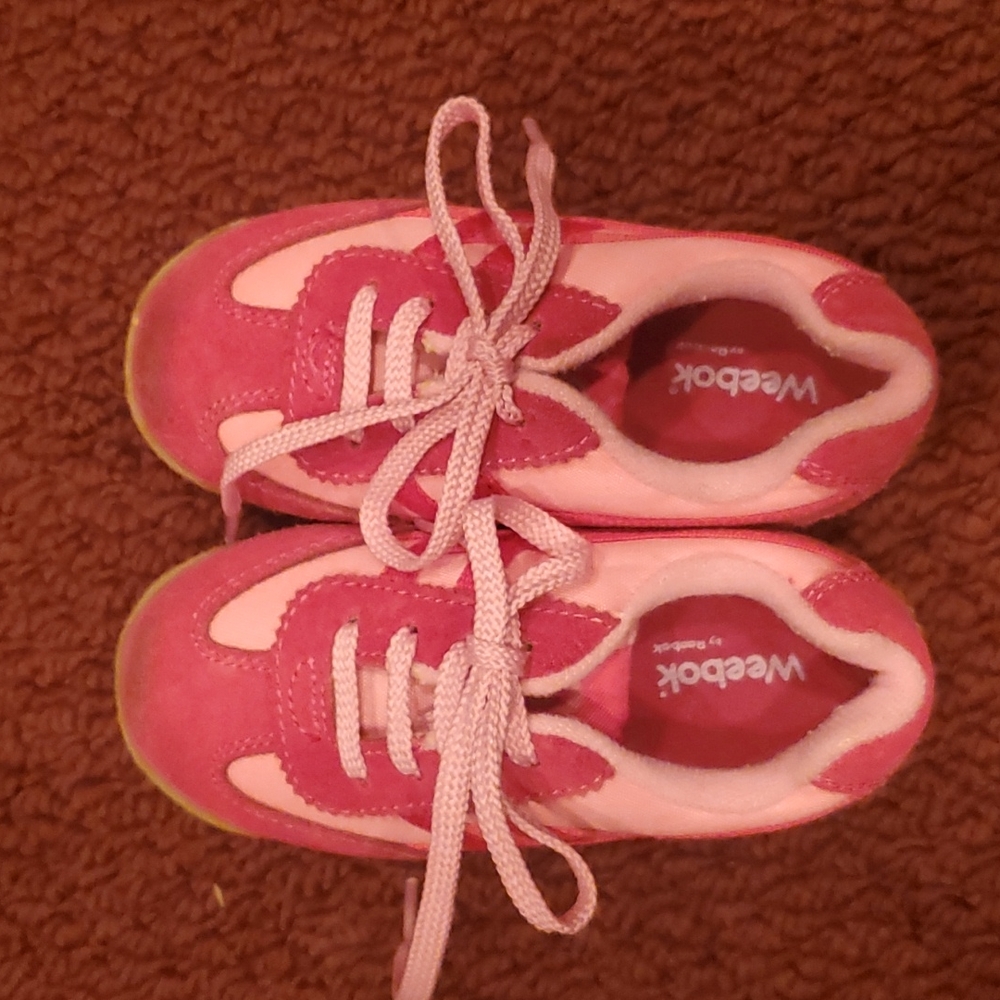Weebok by Reebok Pink Toddler Light Up Sneakers